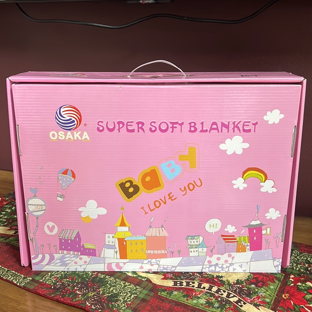 Blanket - Picture 2 of 5